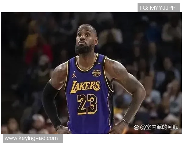 篮球明星的荣耀与奋斗历程揭示了他们背后的故事与坚持精神